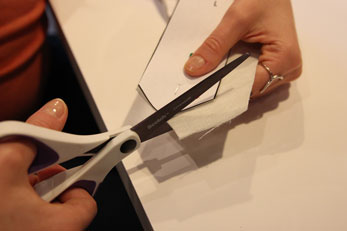 necktie-inlay-cutting